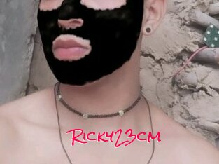 Ricky23cm